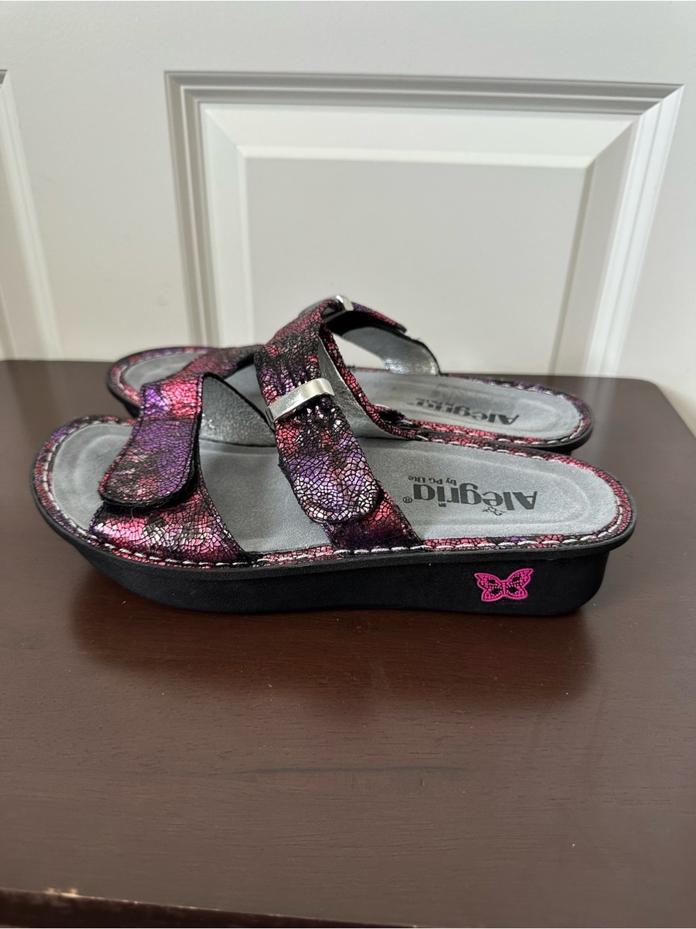 Alegria KAR-235 Karmen 2 Strap Purple Pink Burgundy Metallic Sandals Size EU 37